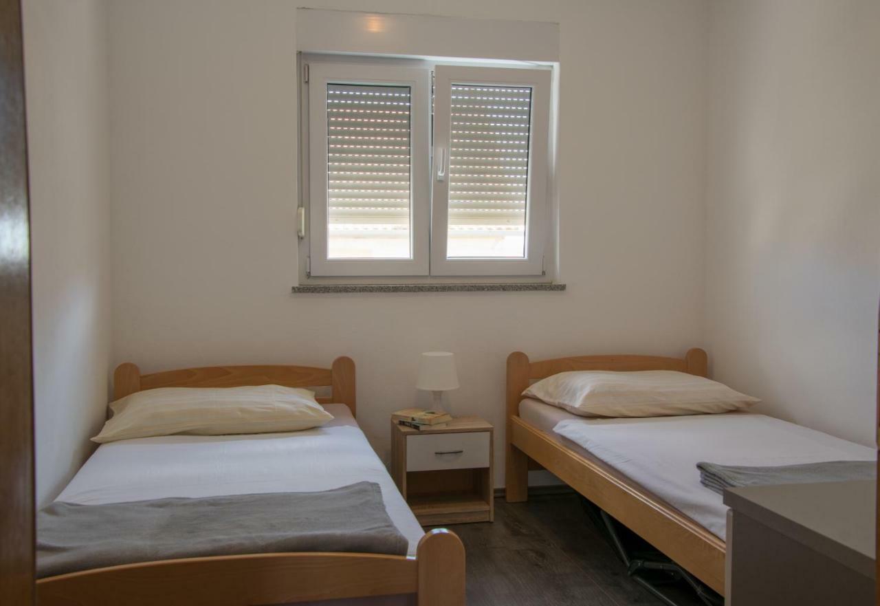 Apartman Lavanda Maslenica Exterior photo